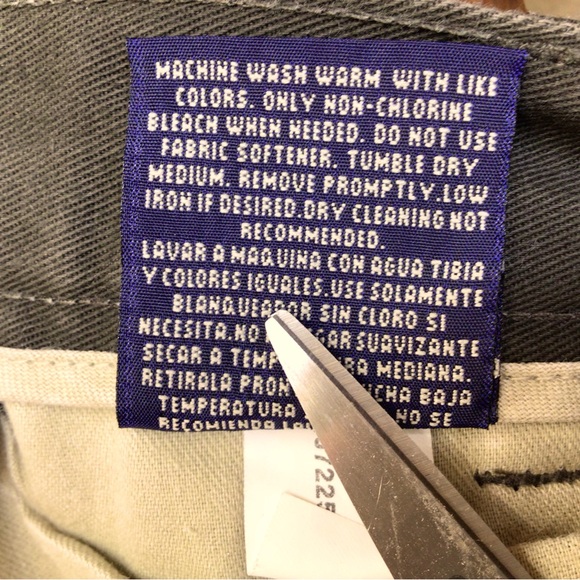 Men’s casual/dress pants with pleats. EUC. - Picture 4 of 4